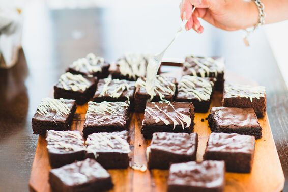 Decorating Fudge Brownies