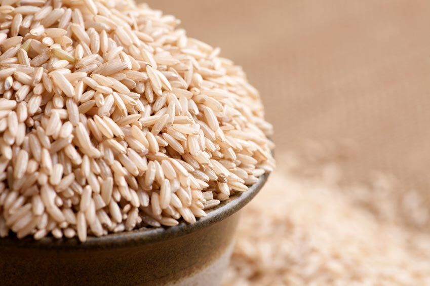 Brown rice provide a good source of dietary fiber