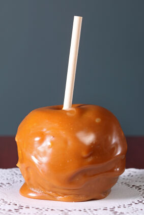 Caramel apple