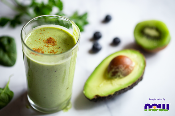 90s smoothie with avocado