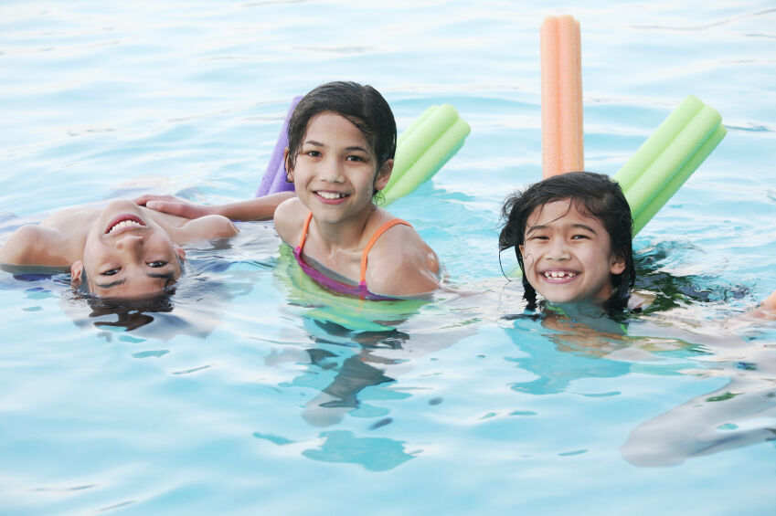 kids swimming