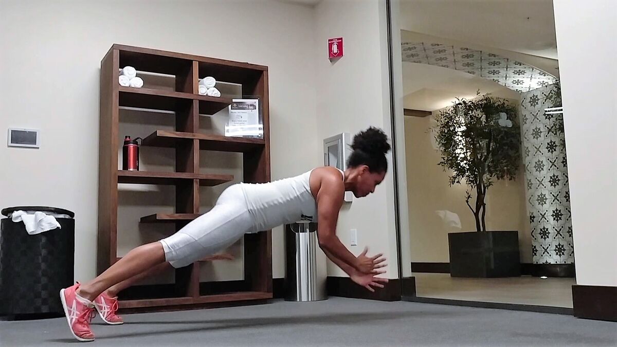 Clapping Push Up