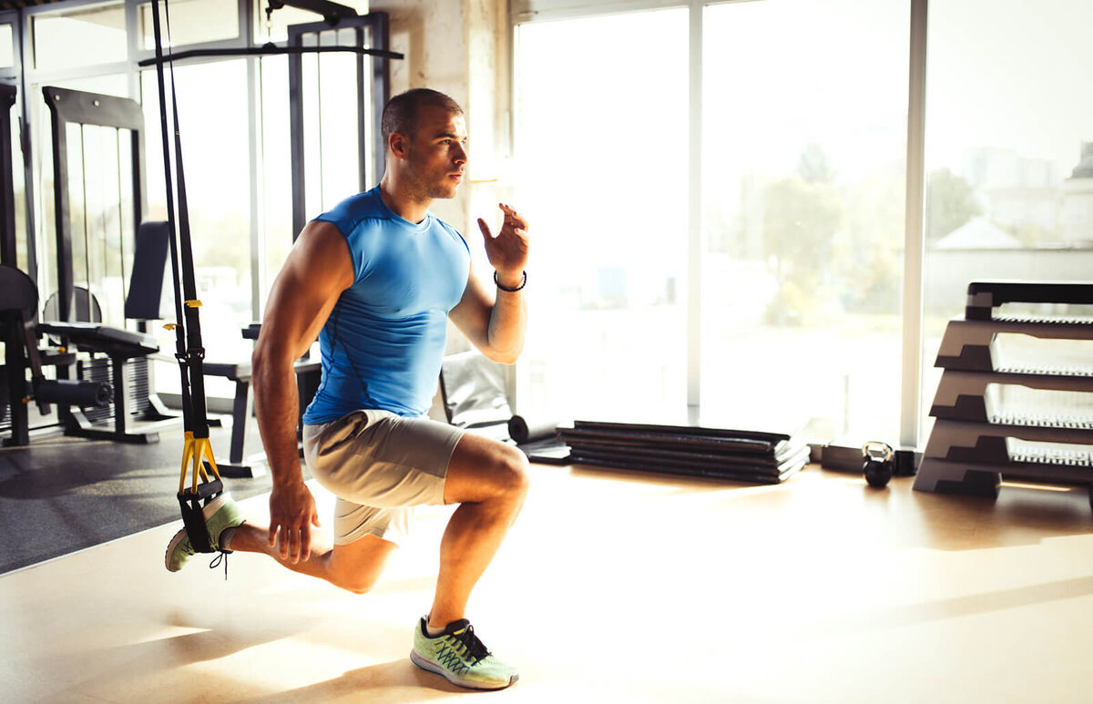 TRX split lunges