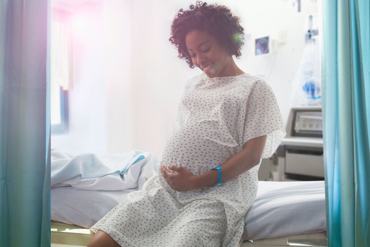 woman at hospital in labor