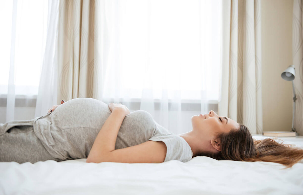 Pregnant woman on bed rest