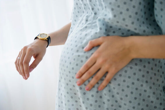 40-weeks-pregnant woman at the hospital