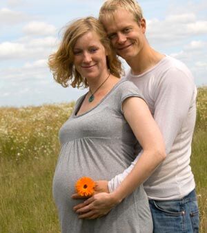 pregnant couple