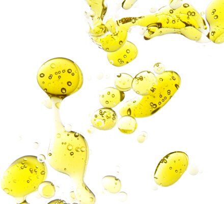 Oil and distilled water before emulsification