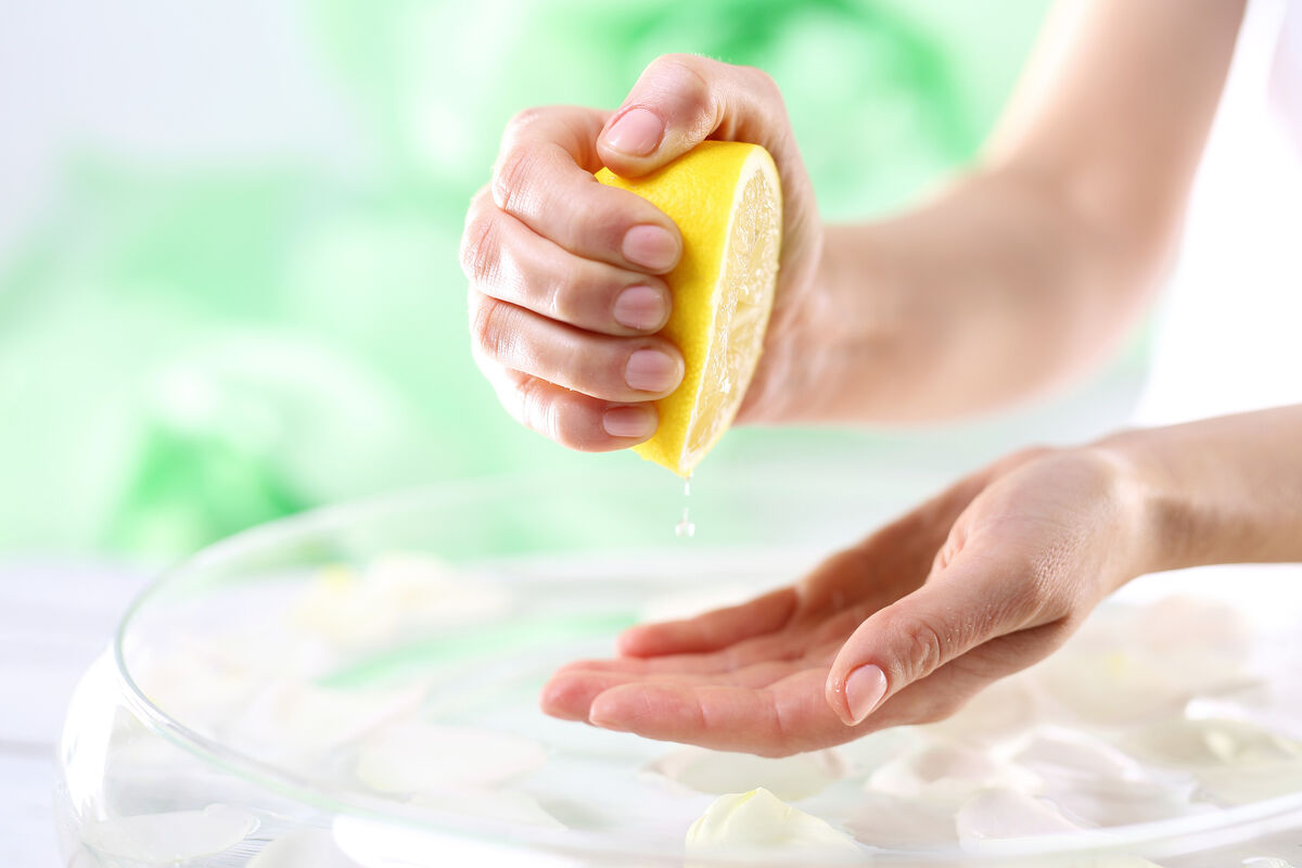 Lemon juice, natural cosmetics