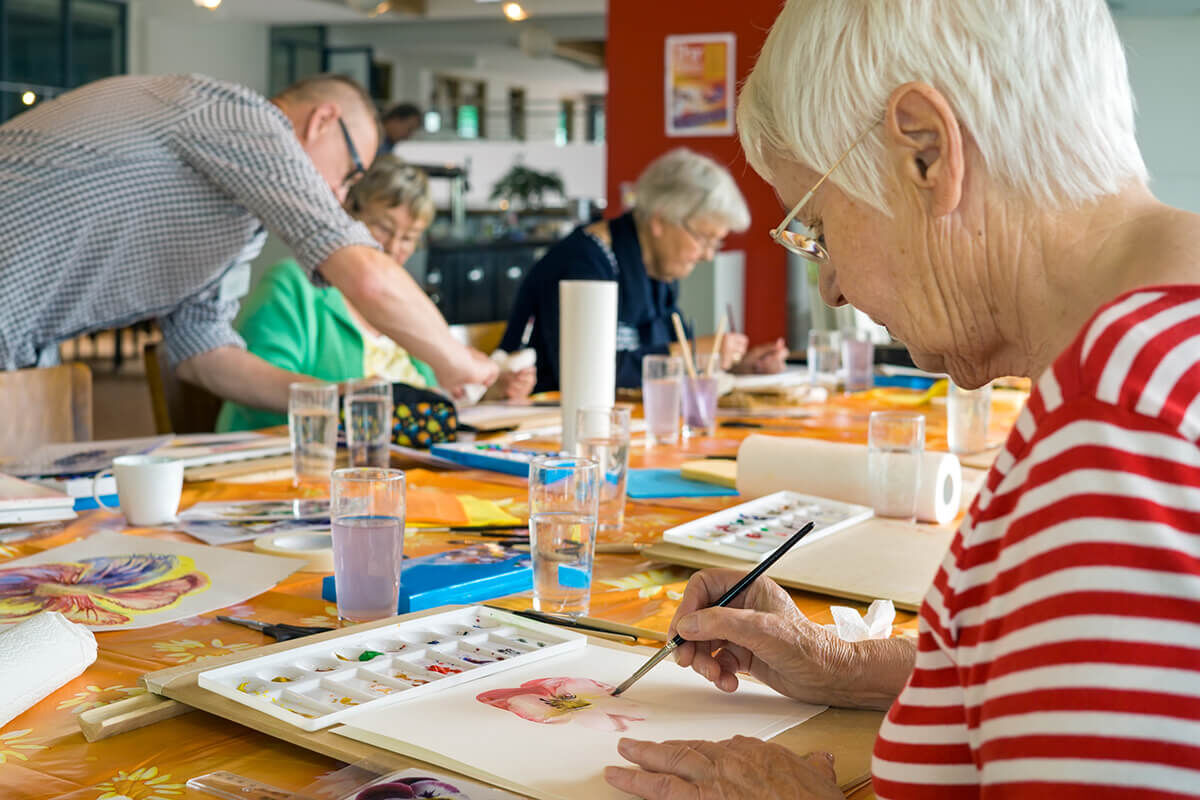 Watercolor painting with seniors