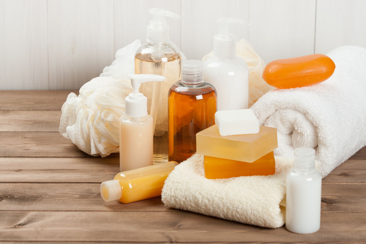 Liquid soaps and bars of soap
